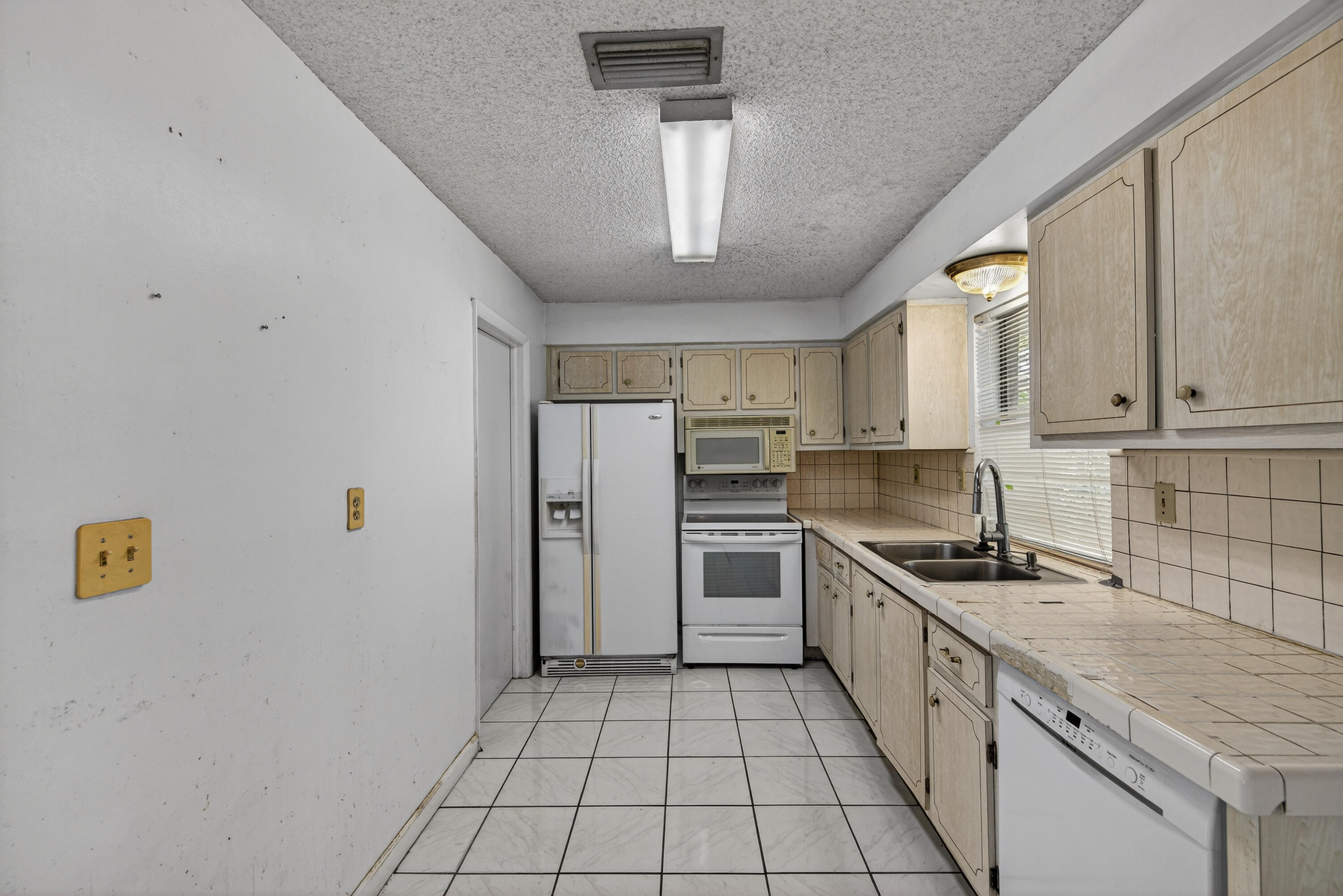 WESTWOOD COMMUNITY 5 - Residential