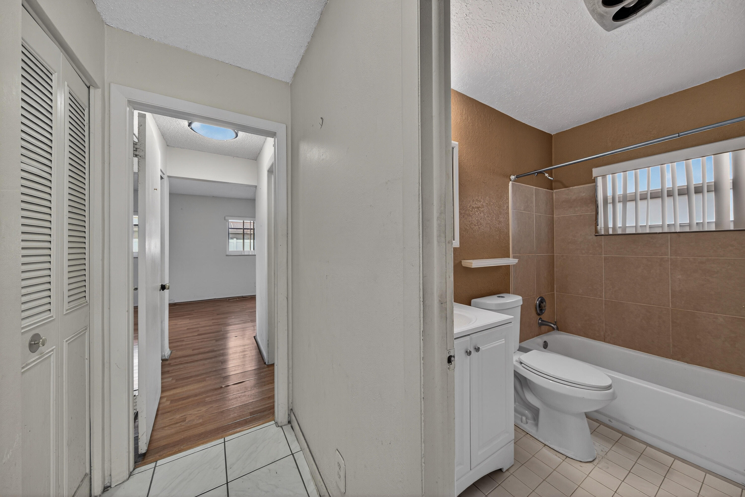 WESTWOOD COMMUNITY 5 - Residential