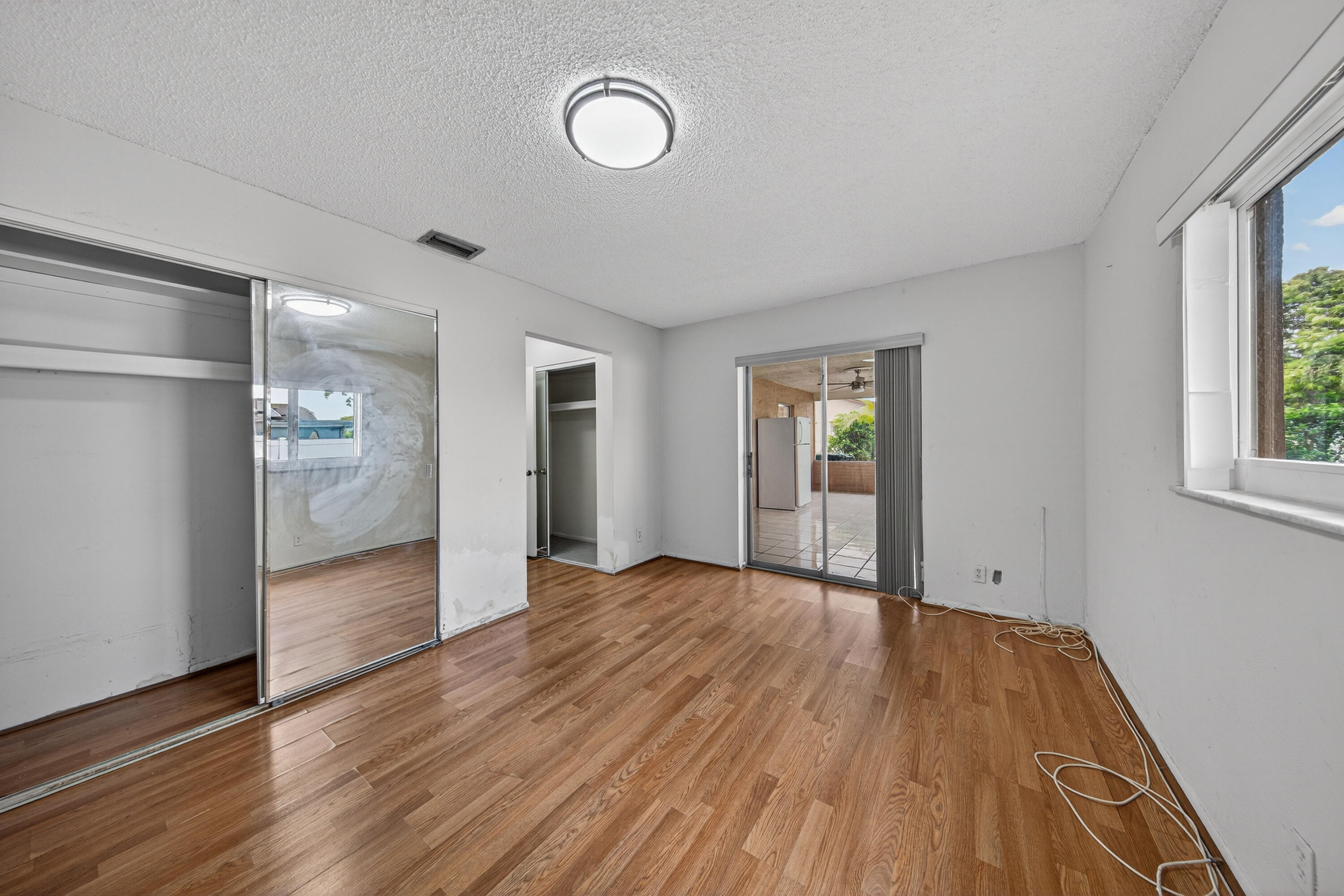 WESTWOOD COMMUNITY 5 - Residential