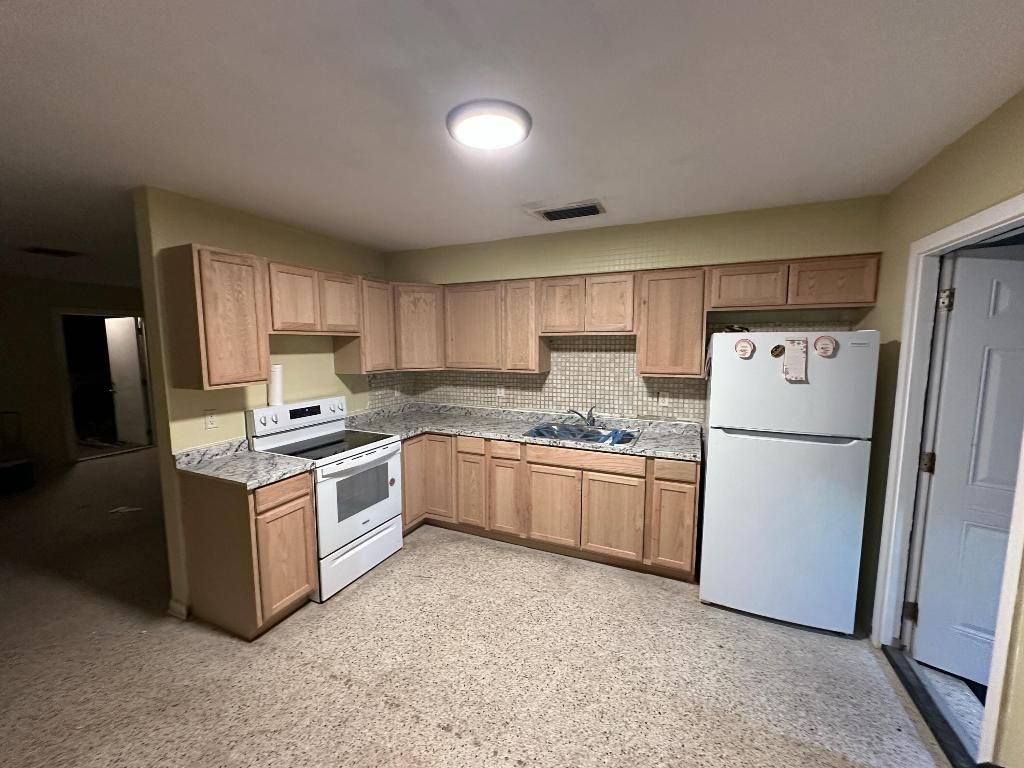 Photo of 507 Silver Beach Rd #506, Lake Park, FL 33403 (MLS # R11149455)