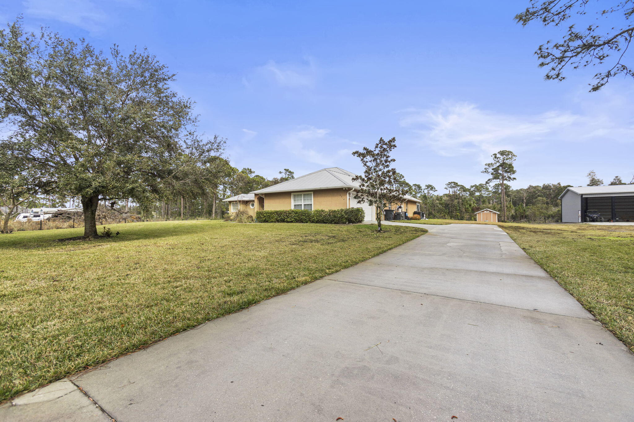 METES AND BOUNDS - Residential