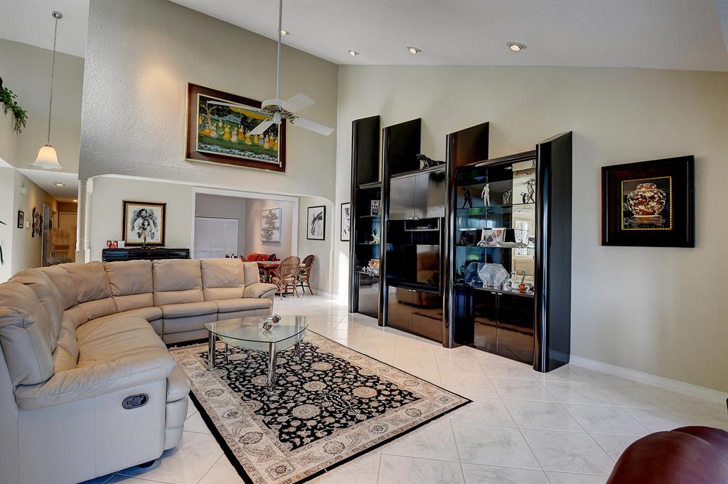 PEPPERTREE - Residential