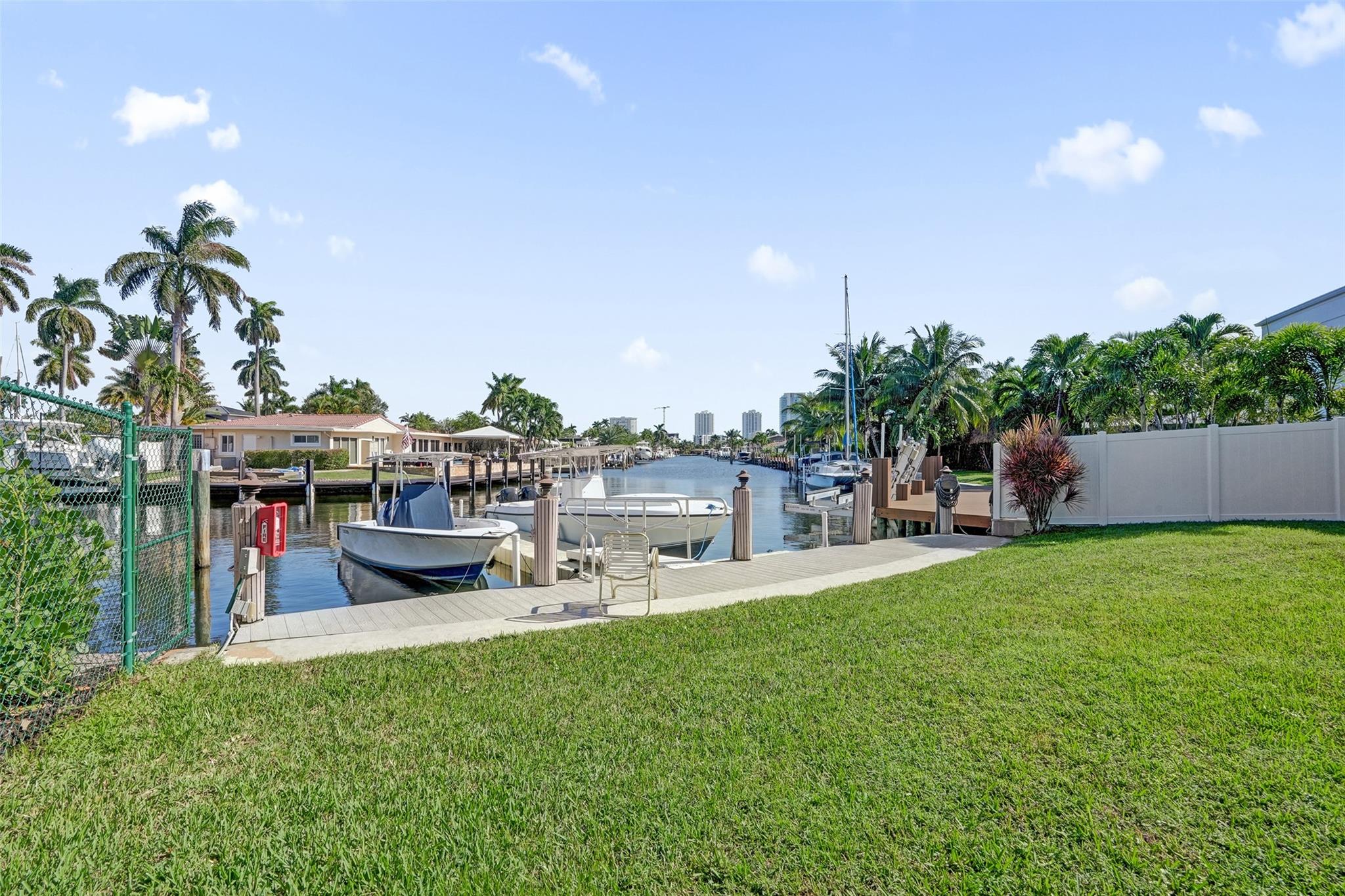 Santa Barbara Gardens - Residential