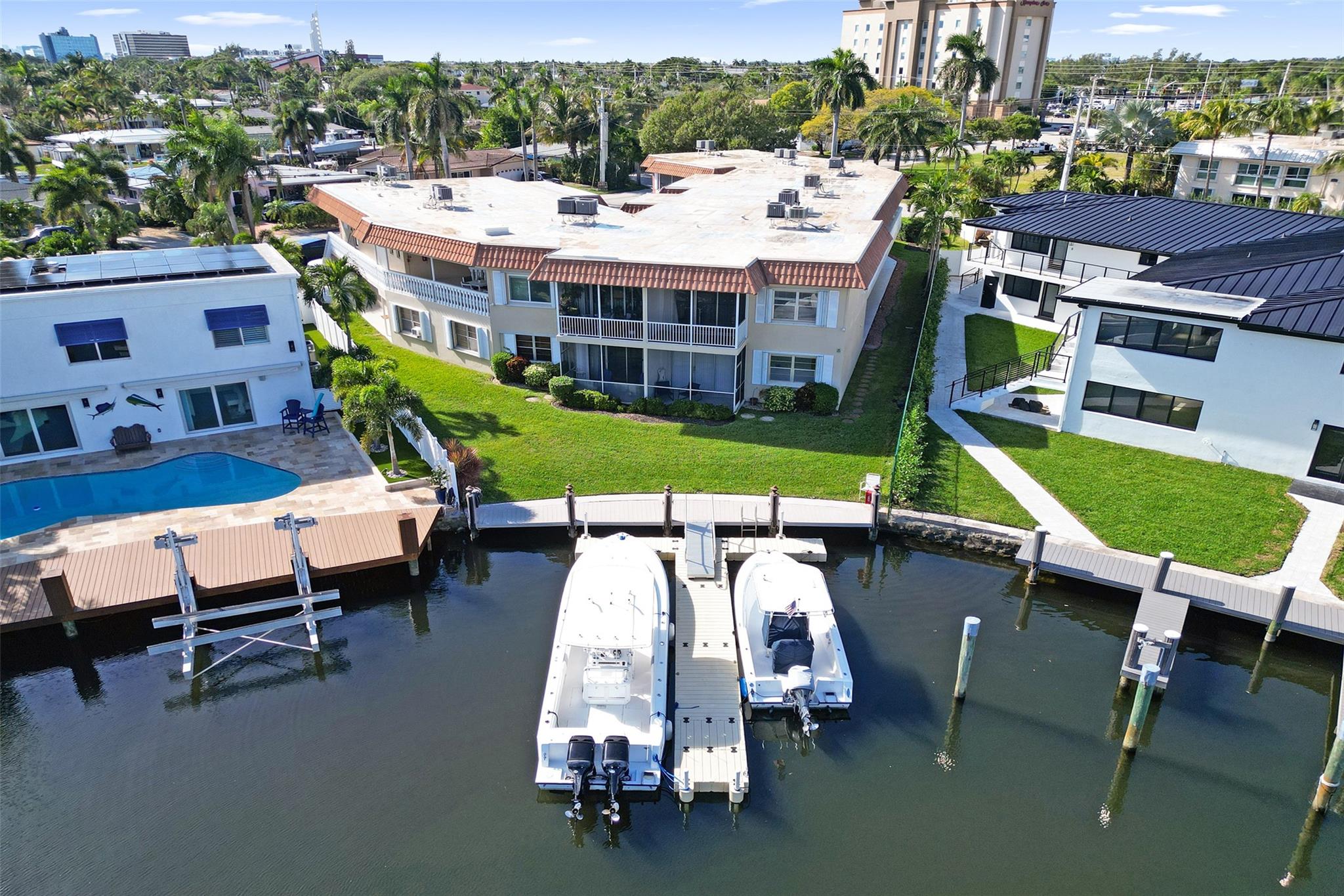 Santa Barbara Gardens - Residential
