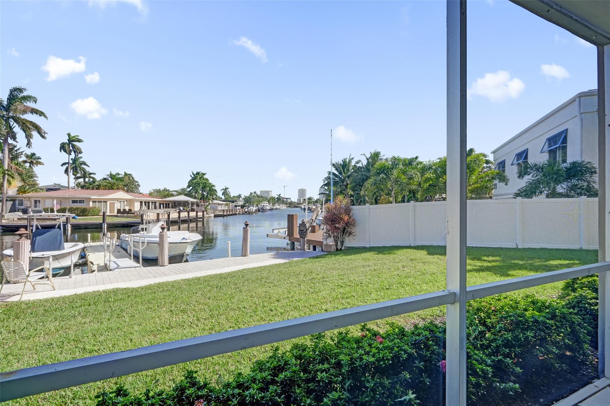 Santa Barbara Gardens - Residential