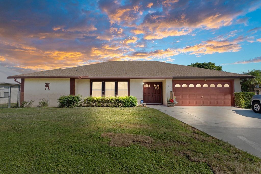 Photo of 1183 SE Preston Lane, Port Saint Lucie, FL 34983 (MLS # R10945028)