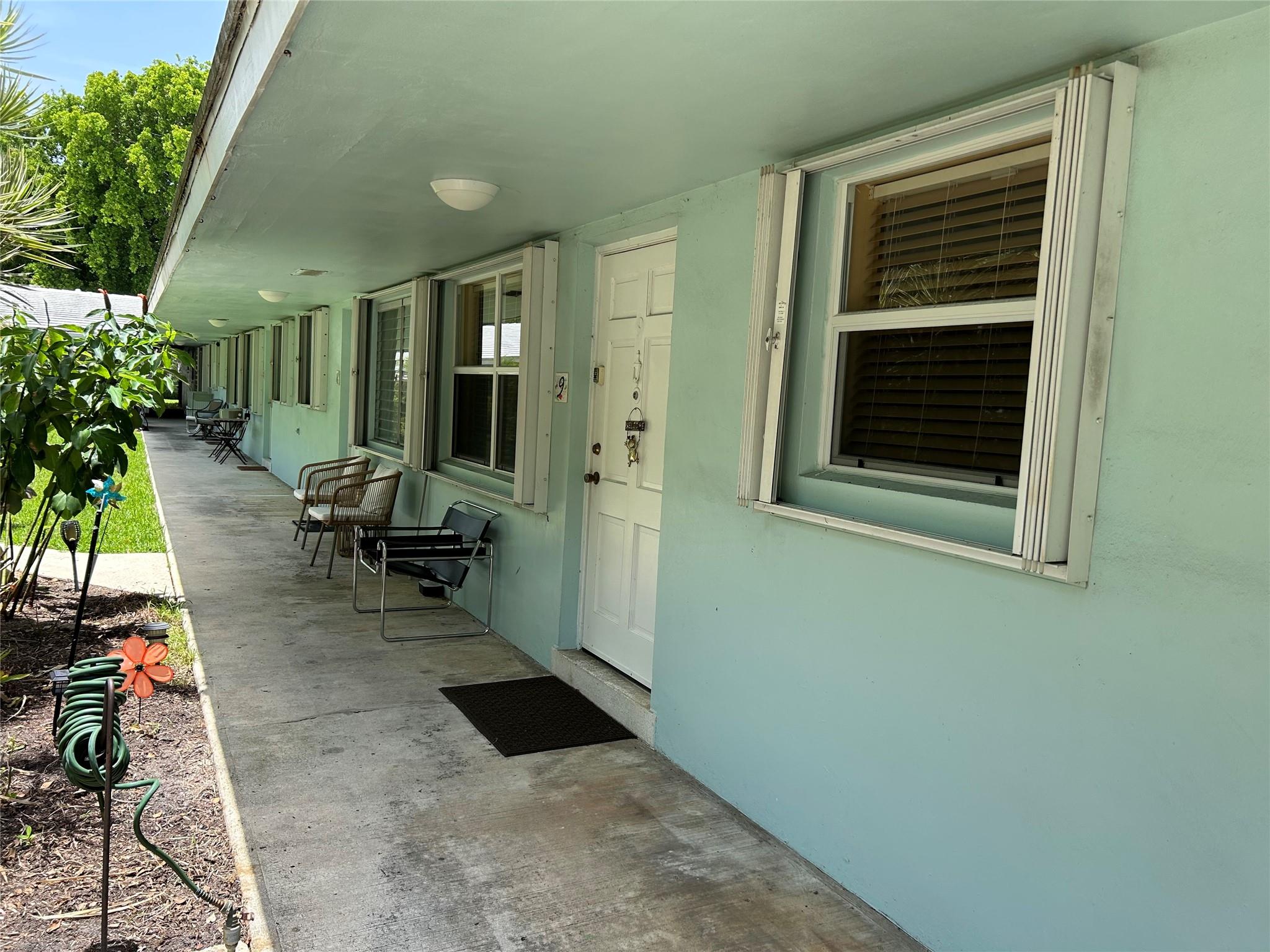 3801 NE 22nd Ter 9