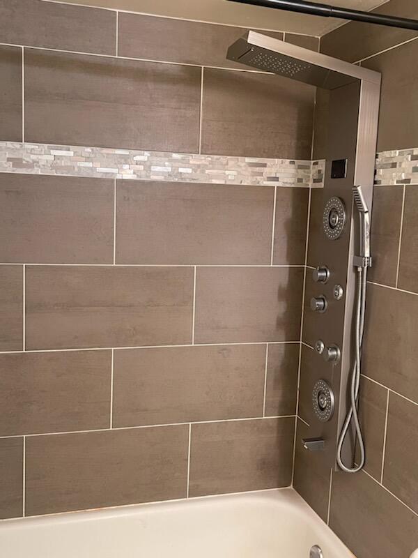 EVERGREEN LAKES CONDO - Residential