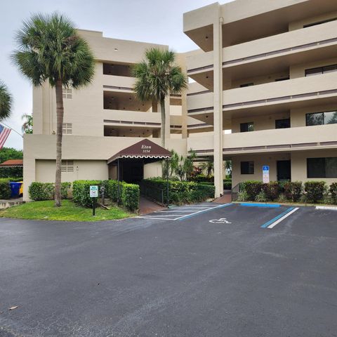 3154 Via Poinciana 412 Lake Worth FL 33467