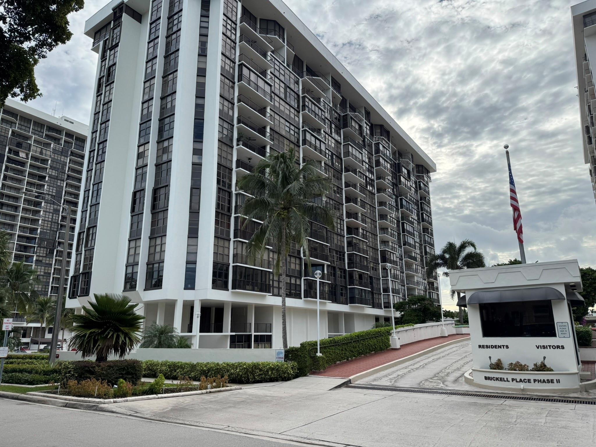 Brickell Place Ph II Cond - Residential Lease