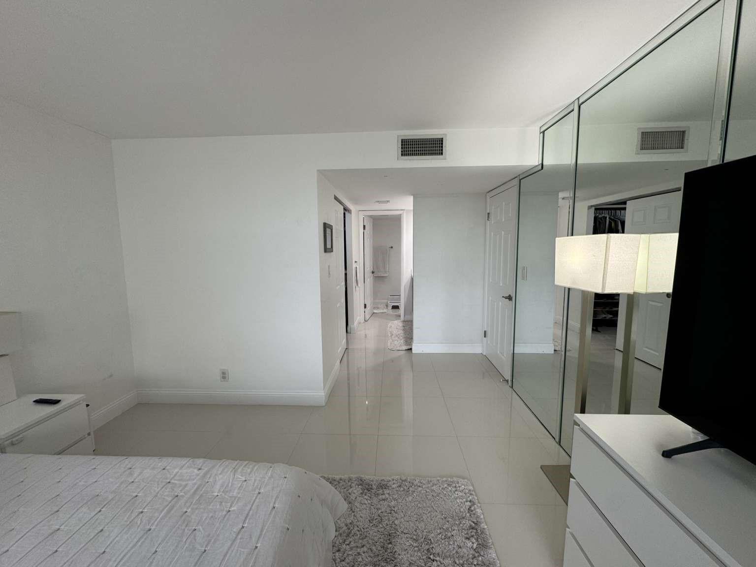 Brickell Place Ph II Cond - Residential Lease