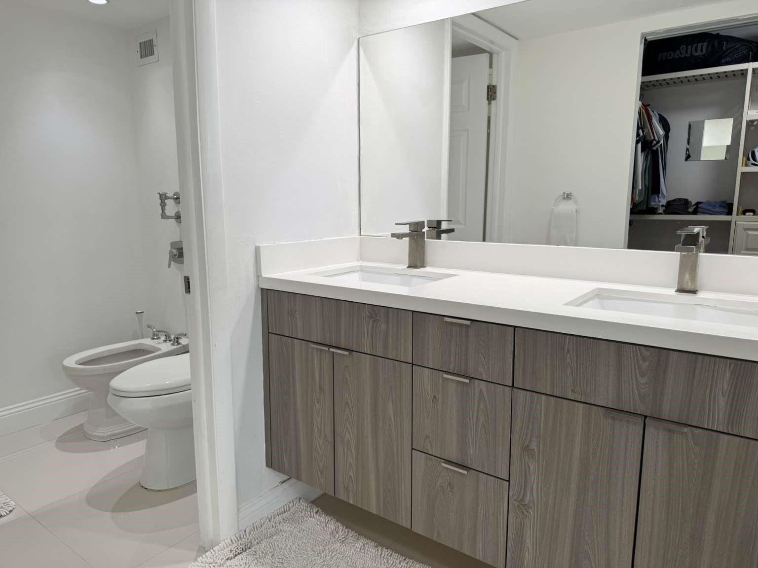 Brickell Place Ph II Cond - Residential Lease