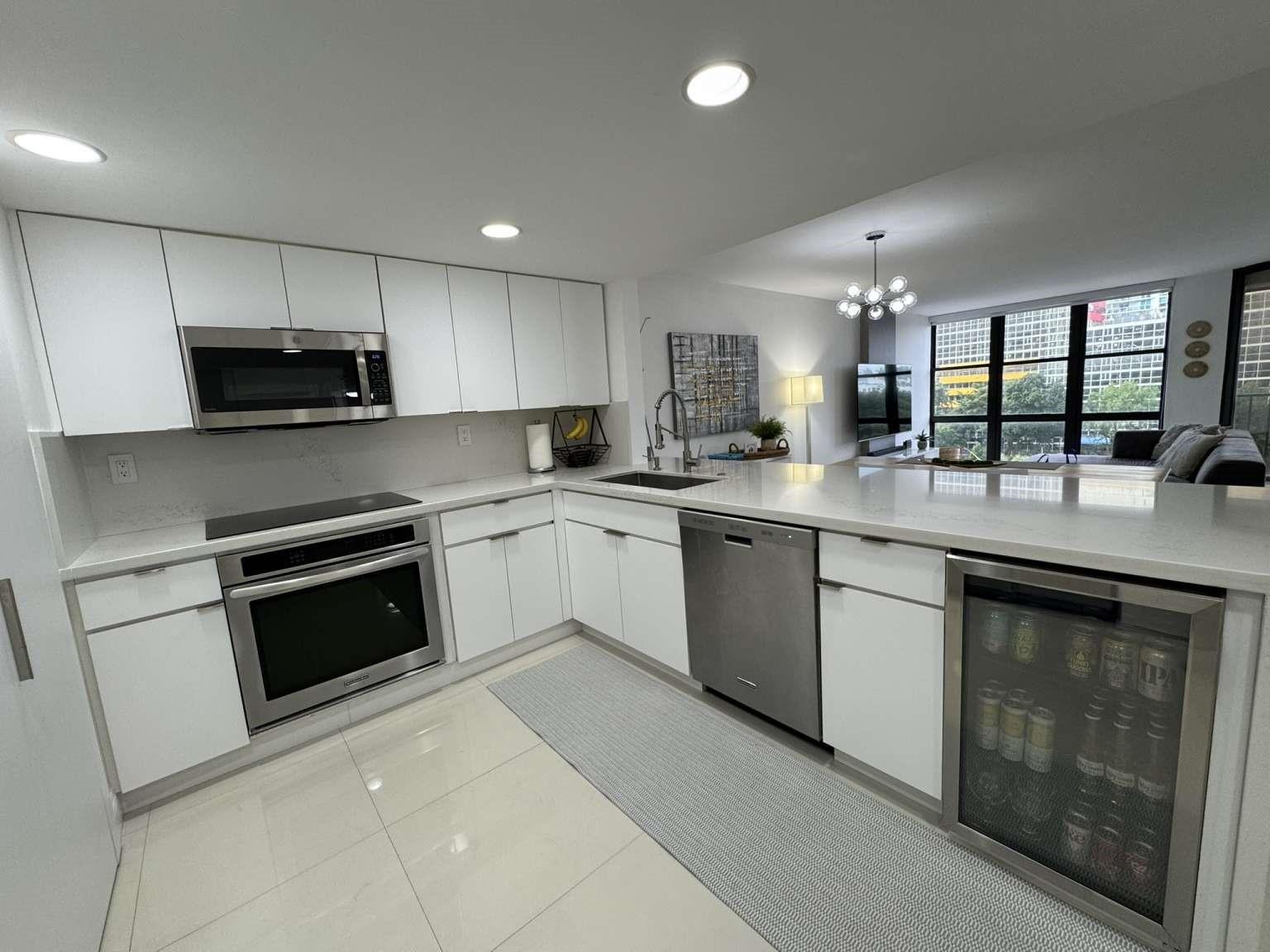 Brickell Place Ph II Cond - Residential Lease