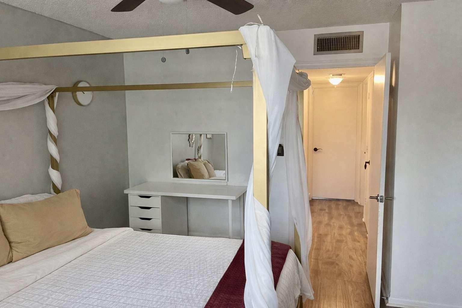 Palm-Aire Village Sec 3 - Residential Lease