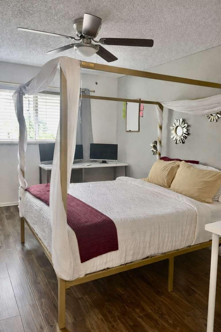 Palm-Aire Village Sec 3 - Residential Lease