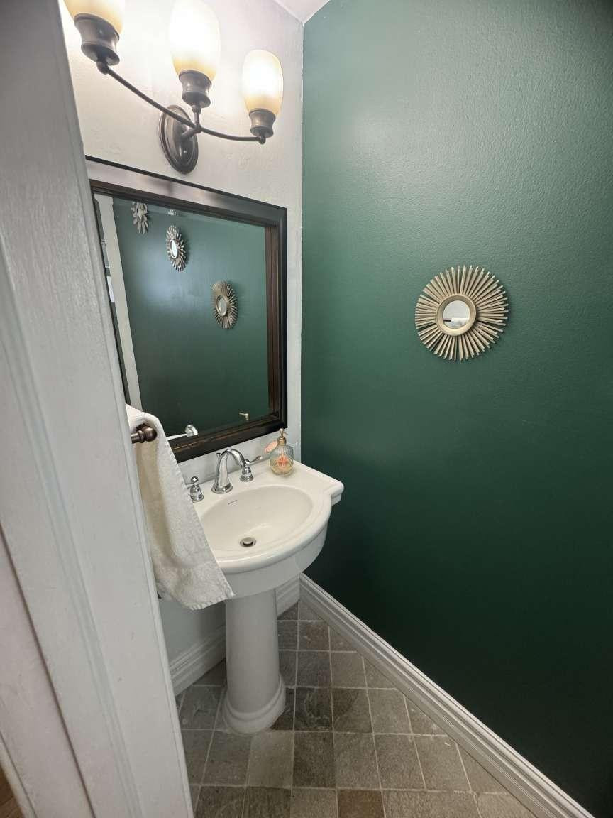 Palm-Aire Village Sec 3 - Residential Lease