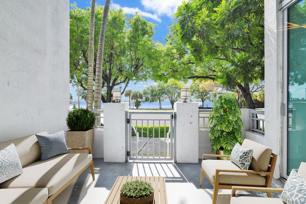 Photo of 300 S Australian Avenue #125, West Palm Beach, FL 33401 (MLS # R11163282)