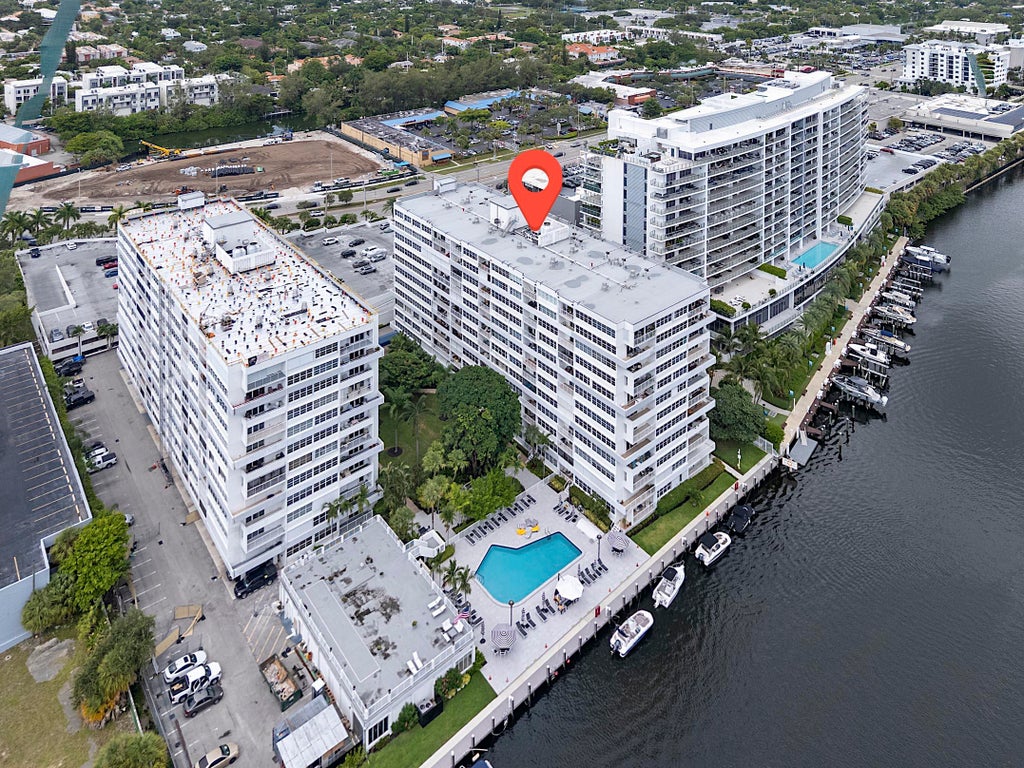 Photo of 1170 N FEDERAL Highway #612, Fort Lauderdale, FL 33304 (MLS # B26072043)