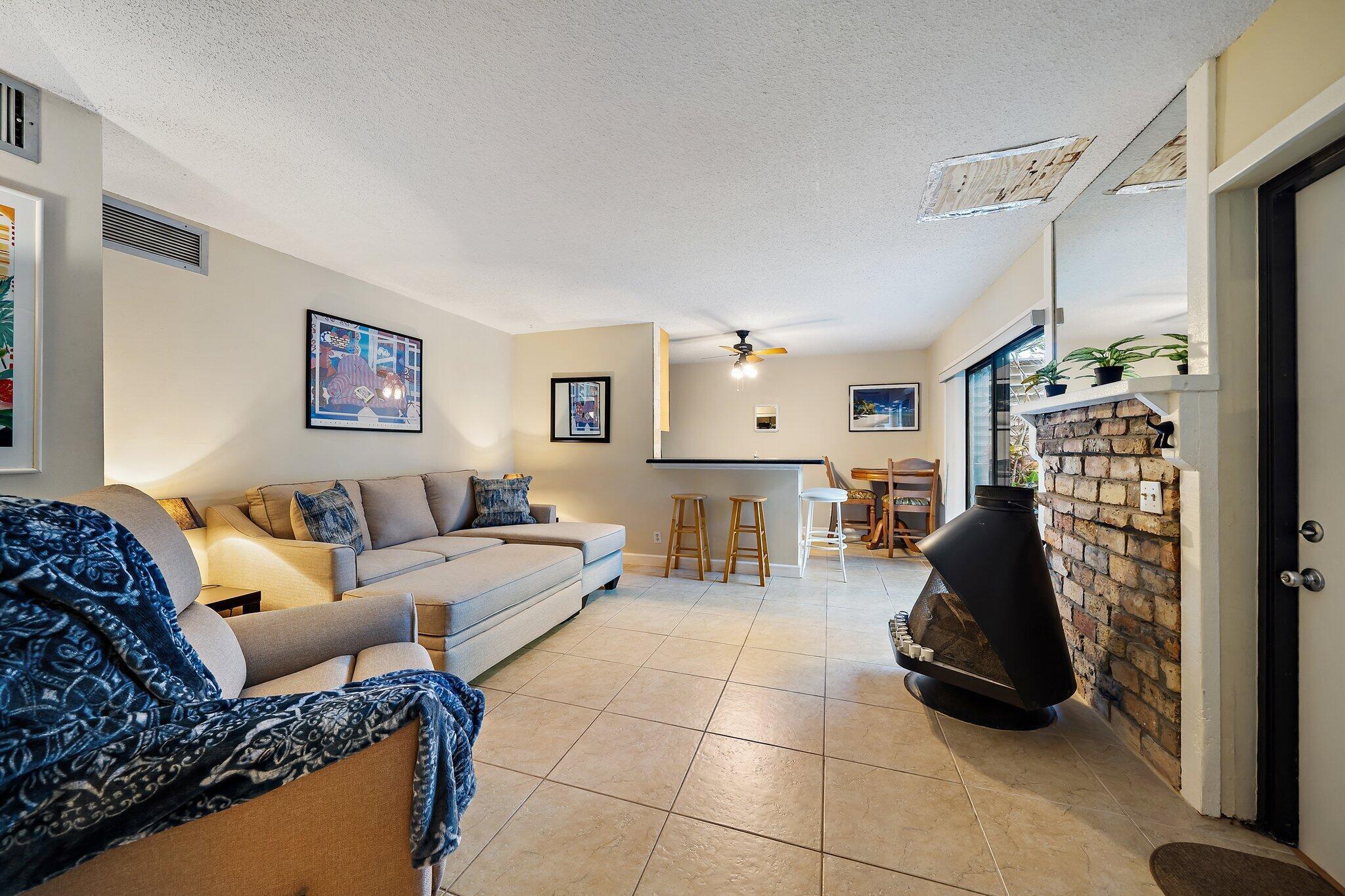 SEA LOFTERS CONDO - Residential Lease