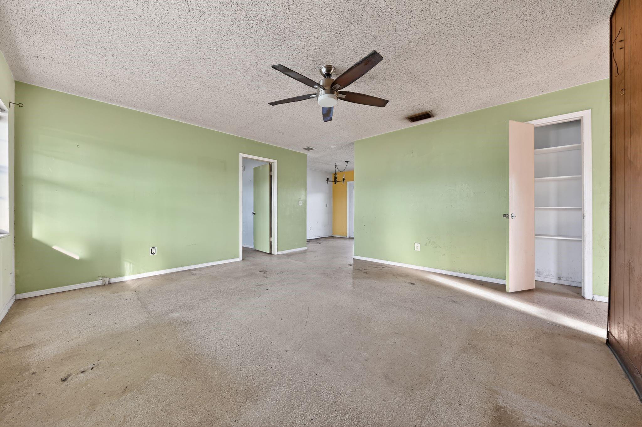 Lake Worth Hills Add 02 R - Residential