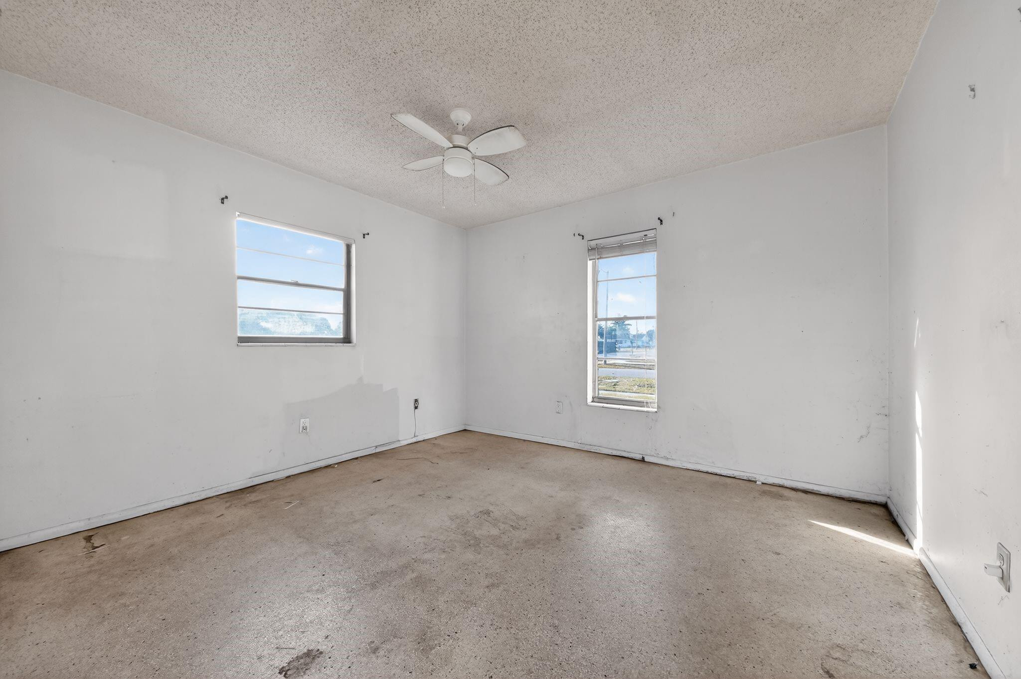 Lake Worth Hills Add 02 R - Residential