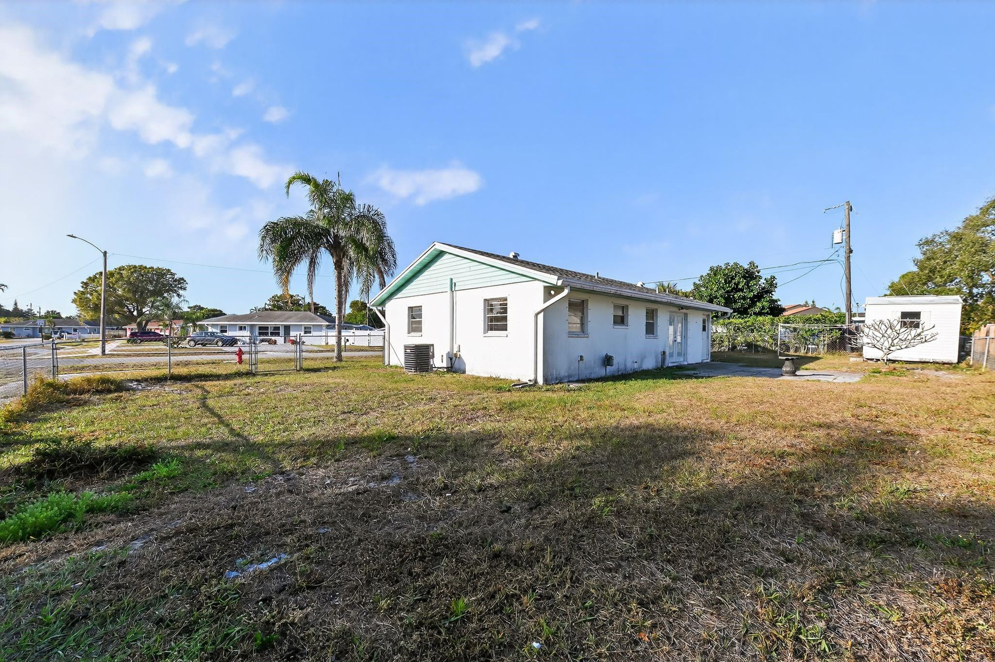 Lake Worth Hills Add 02 R - Residential