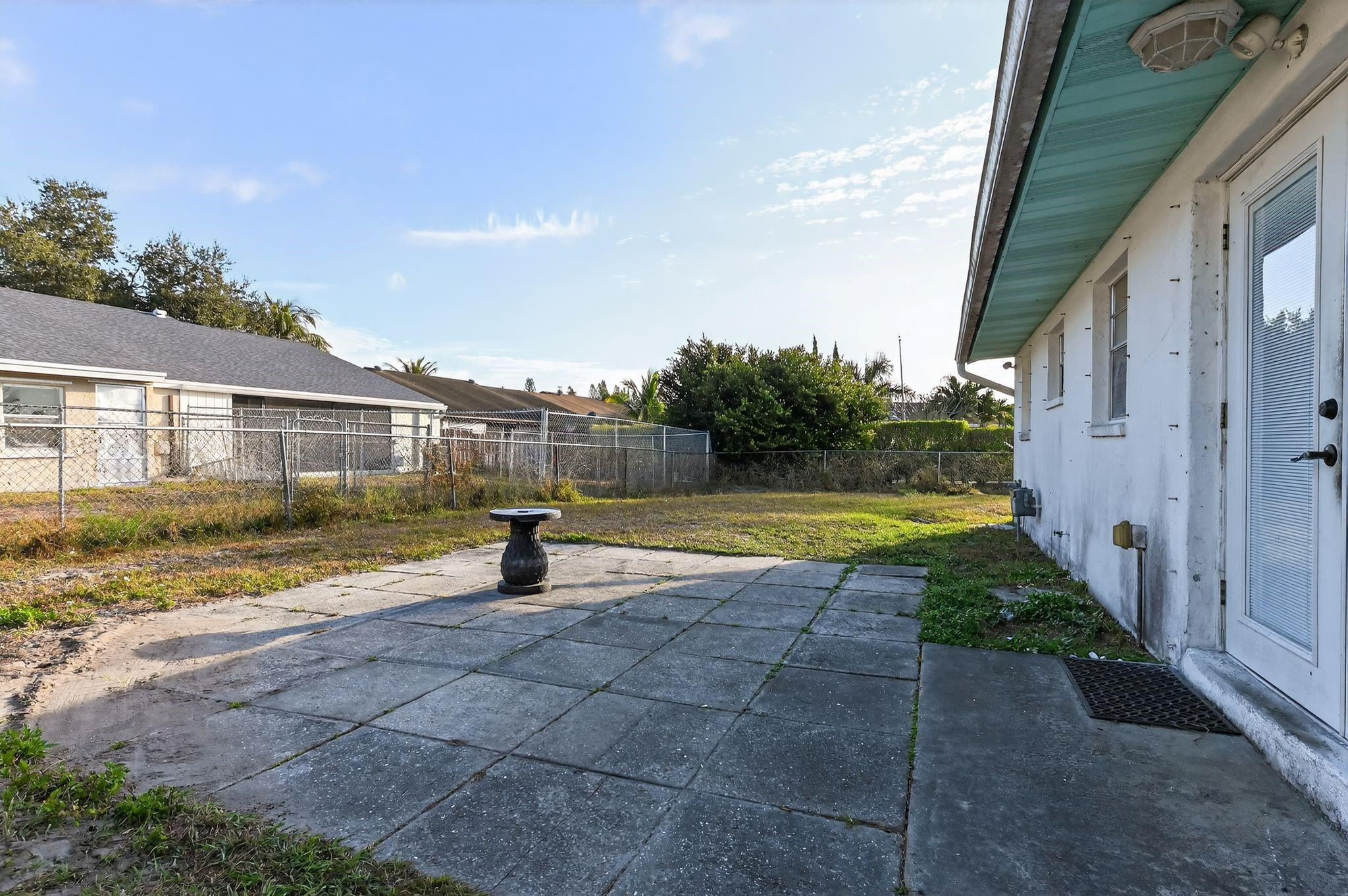 Lake Worth Hills Add 02 R - Residential