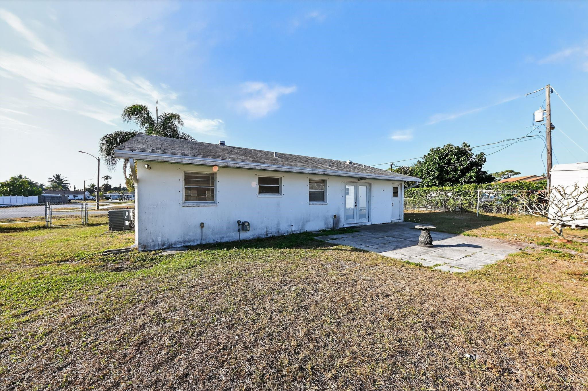 Lake Worth Hills Add 02 R - Residential
