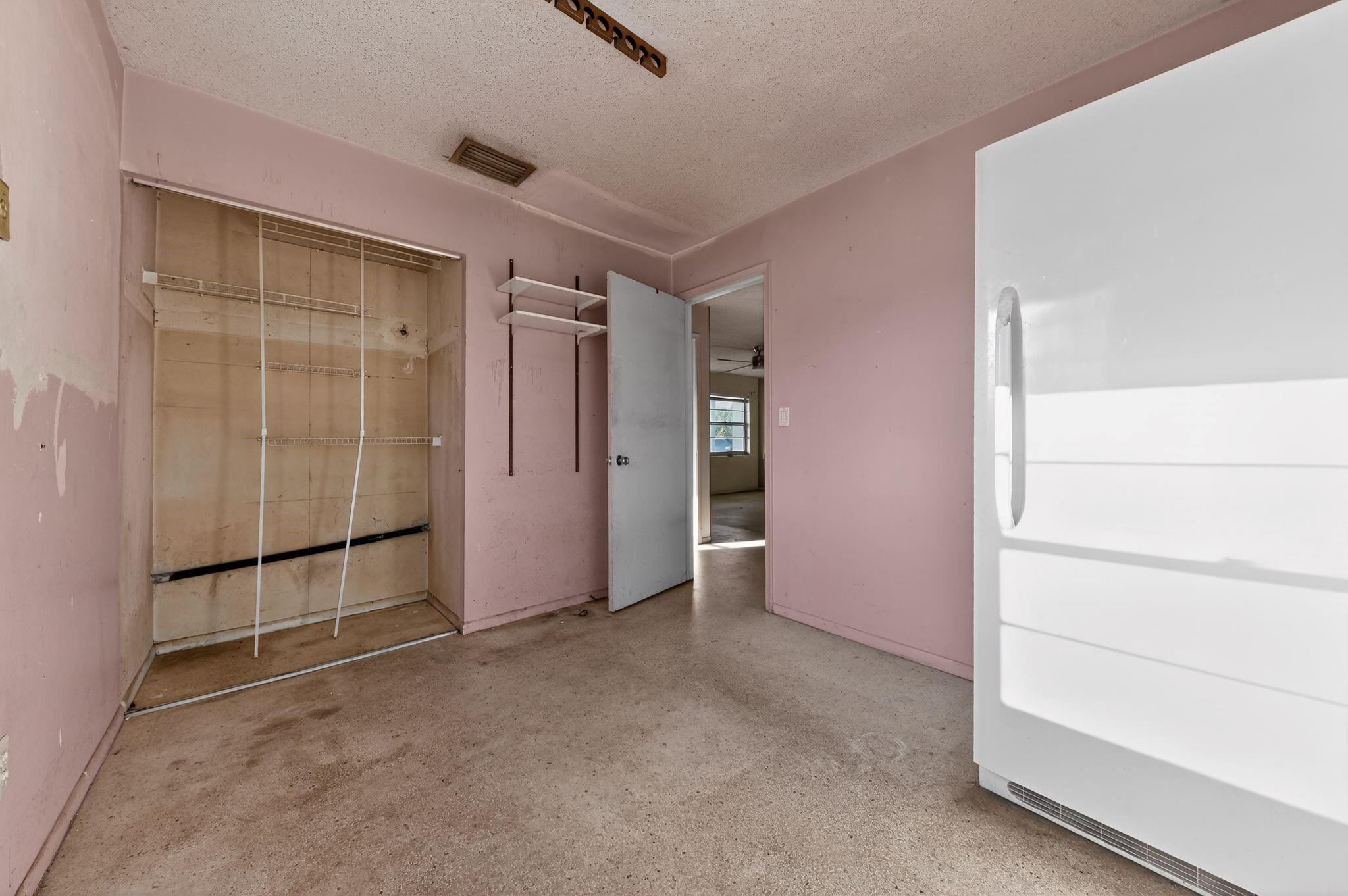 Lake Worth Hills Add 02 R - Residential