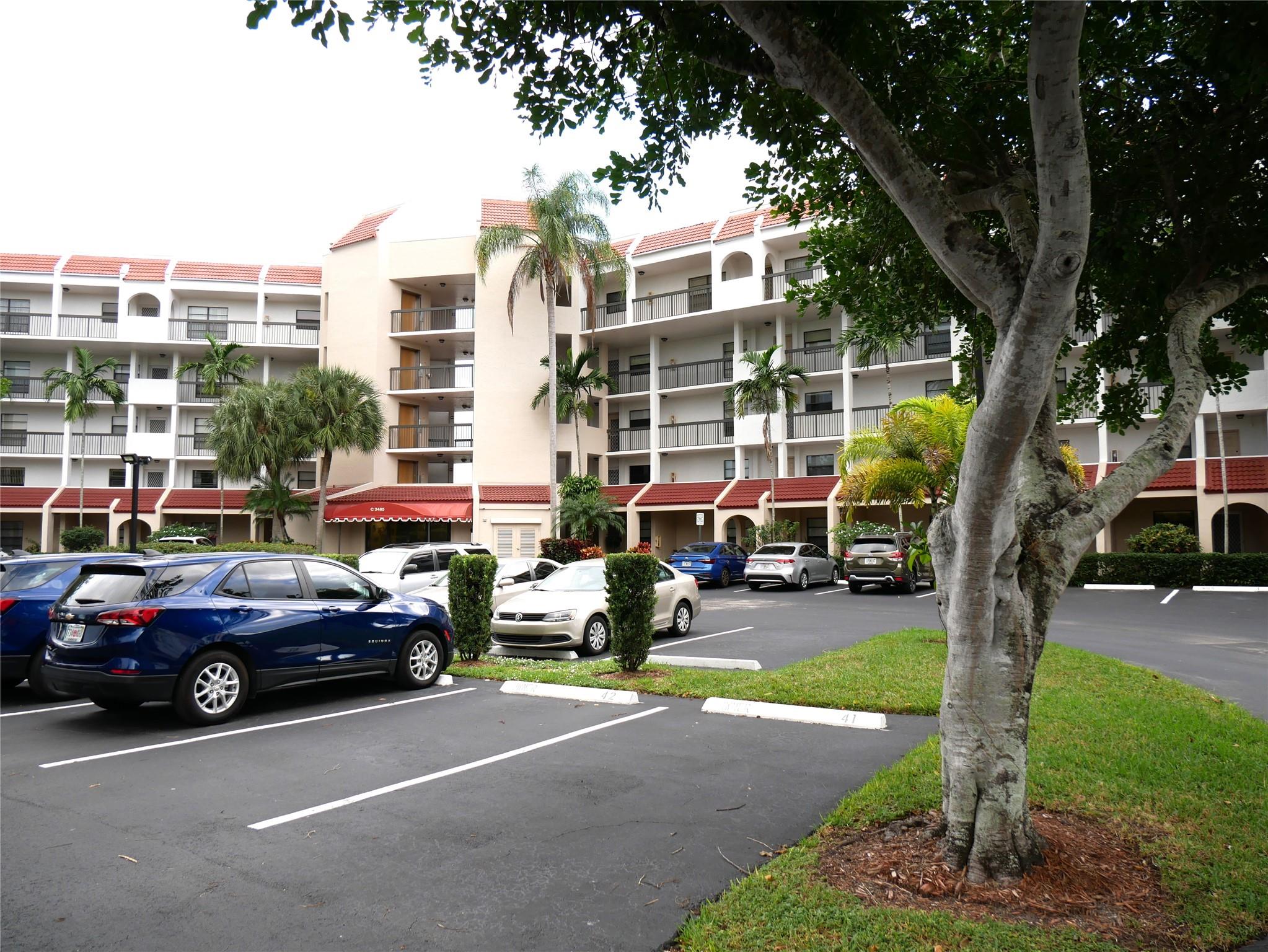 3485 Environ Blvd 409