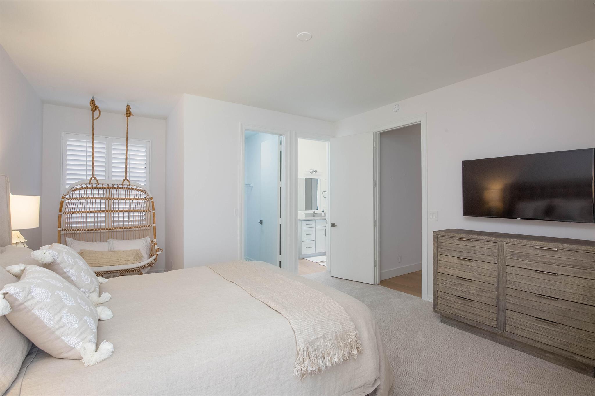 WINDSOR WAY 2 - Residential Lease