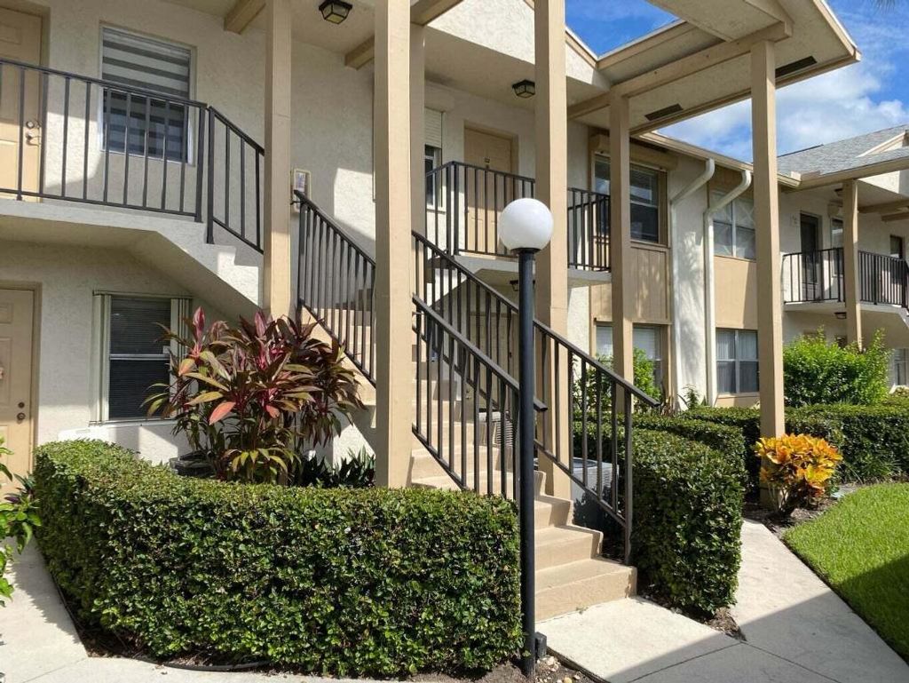 Photo of 3051 SE Aster Lane #407, Stuart, FL 34994 (MLS # R10907317)