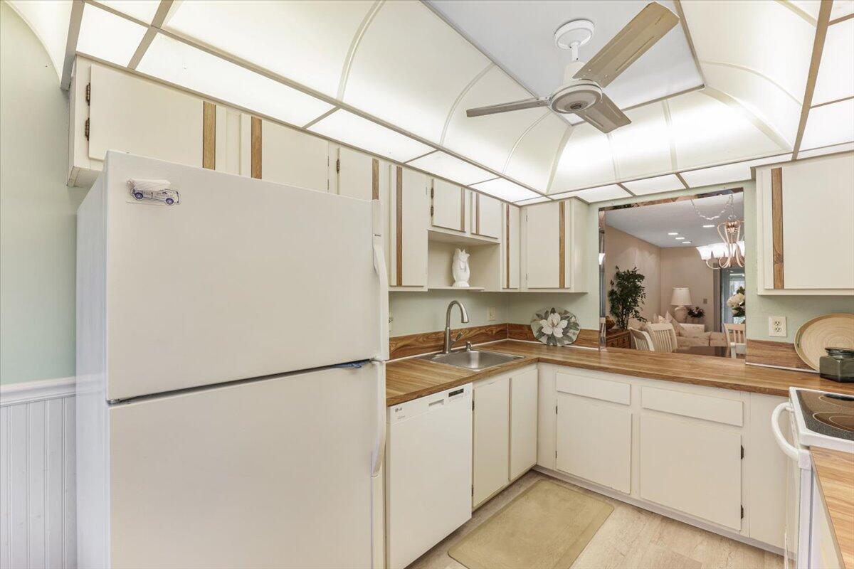 BRIDGEVIEW CONDO - Residential