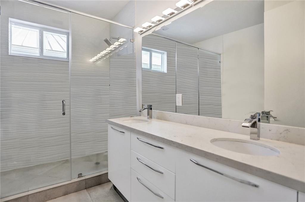 Tarpon River - Residential