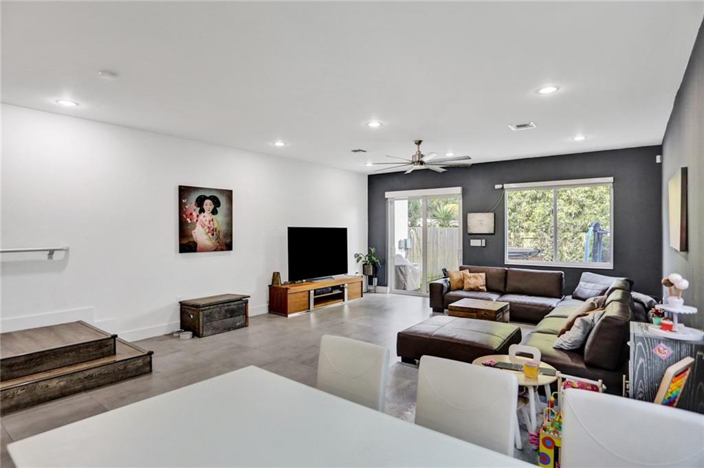 Tarpon River - Residential