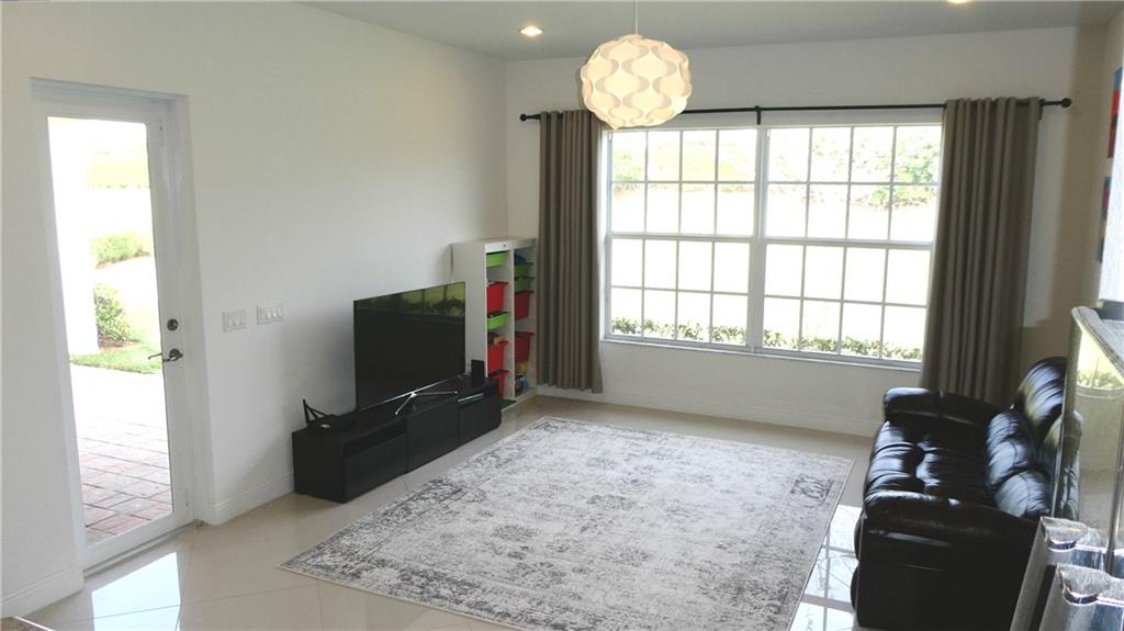 Debuys 180-147 B - Residential Lease