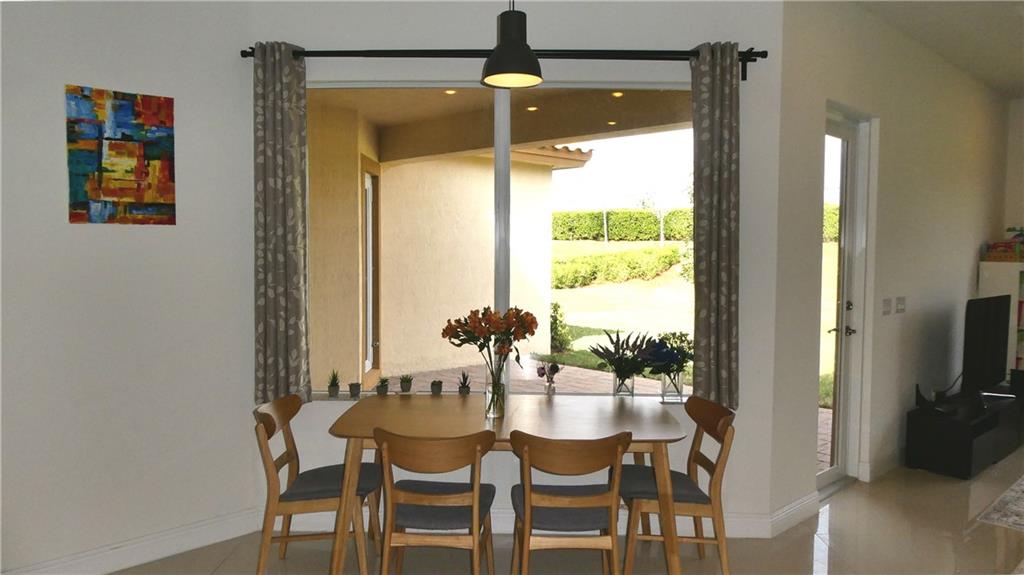 Debuys 180-147 B - Residential Lease