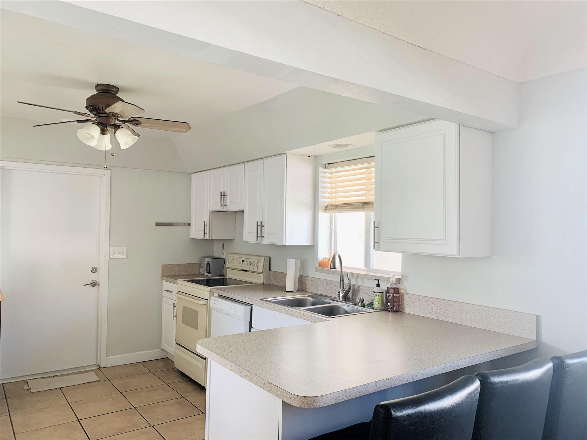 HILLSBORO ISLES 29-4 B - Residential