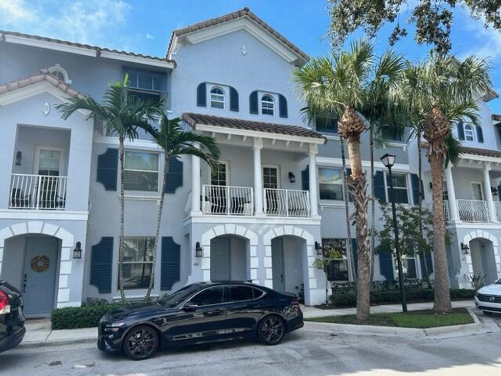 Photo of 1261 Piazza Antinori, Boynton Beach, FL 33426 (MLS # R11028645)