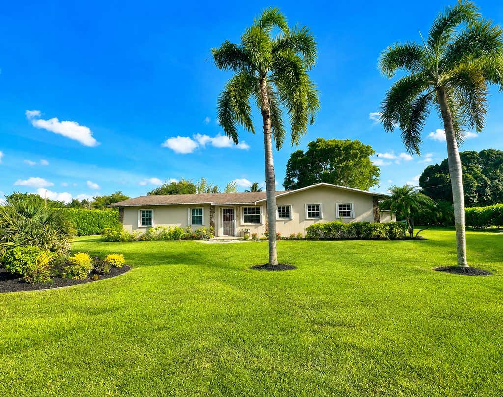 Photo of 11000 SW 59th Street, Davie, FL 33328 (MLS # B26040970)