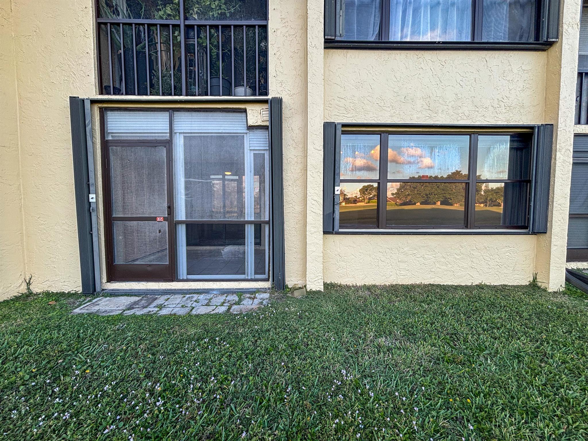 LUCERNE GREENS CONDO - Residential