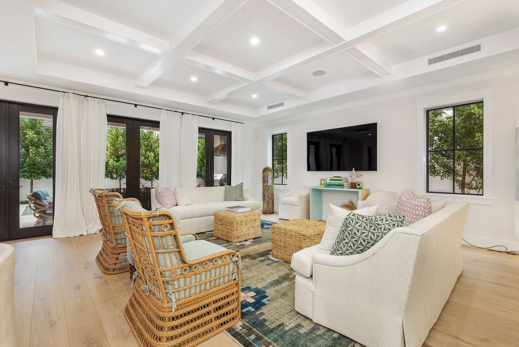 Photo of 315 Avila Road, West Palm Beach, FL 33405 (MLS # B26004917)