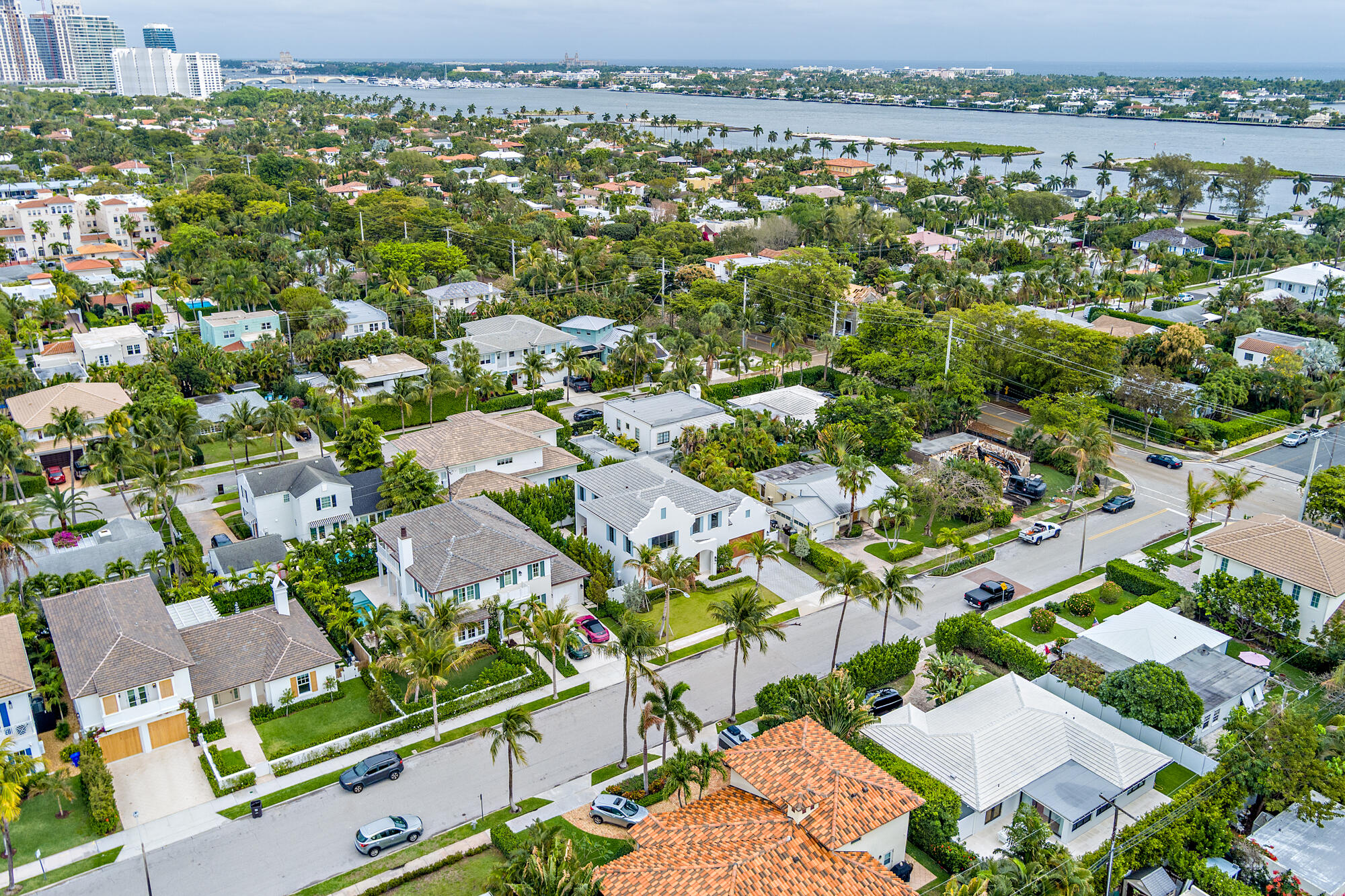 EL CID COURT - Residential