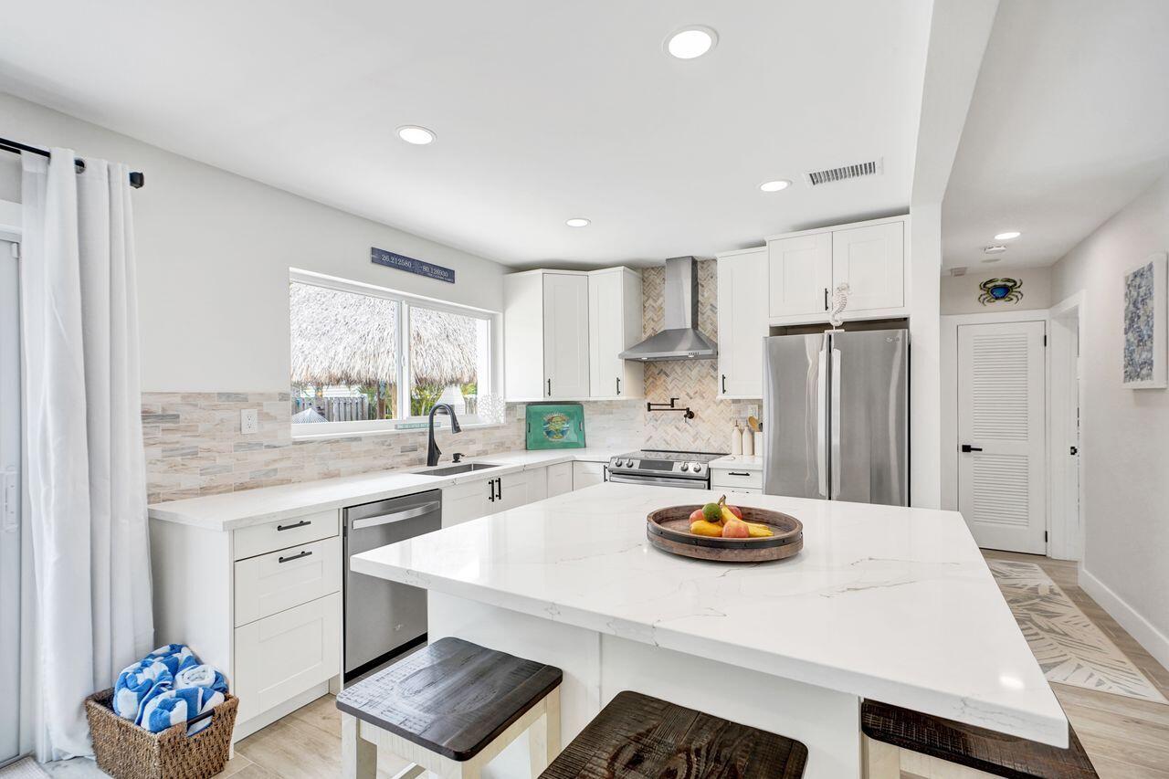 LYONS PARK FIRST ADD - Residential