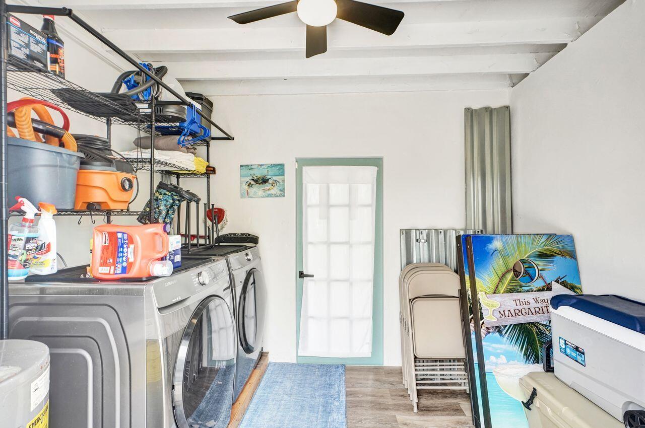 LYONS PARK FIRST ADD - Residential