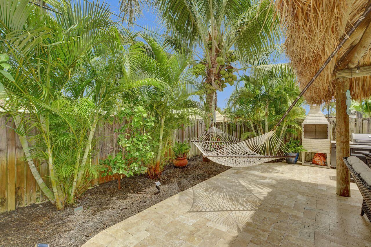 LYONS PARK FIRST ADD - Residential