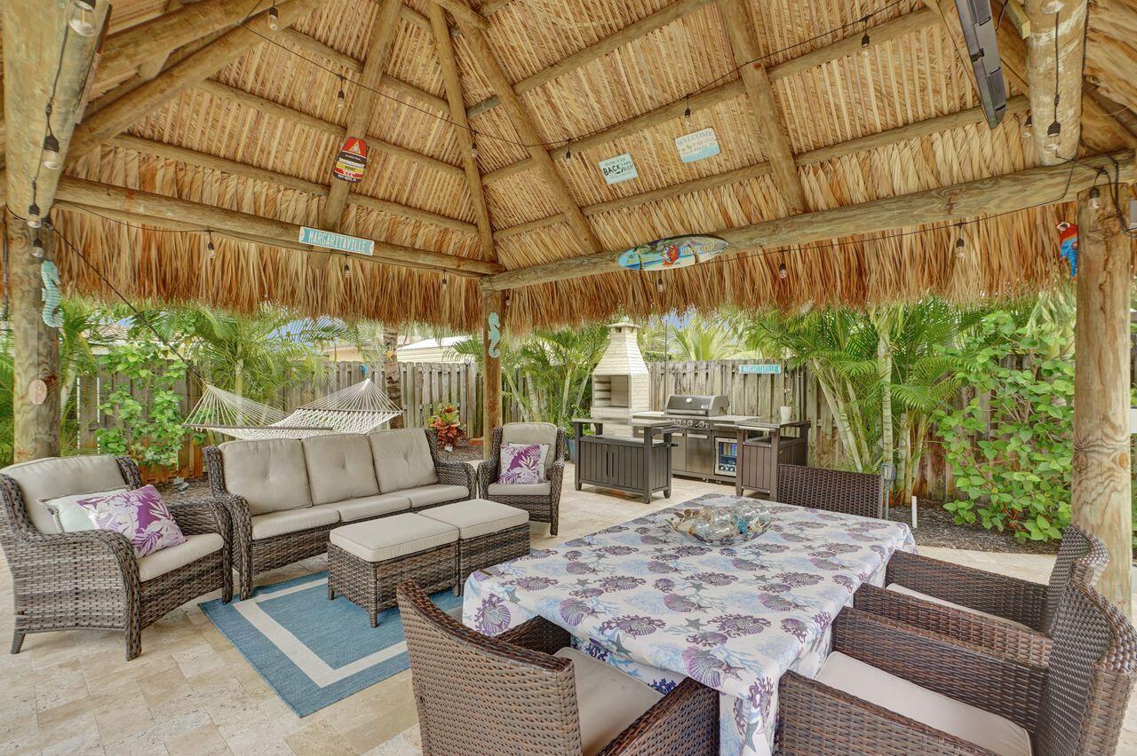 LYONS PARK FIRST ADD - Residential