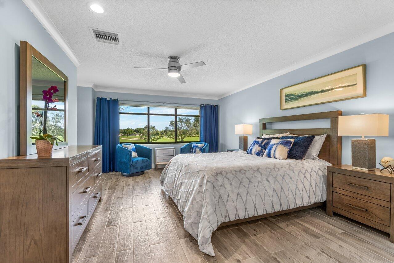 EASTGATE AT HUNTERS RUN CONDO - Residential