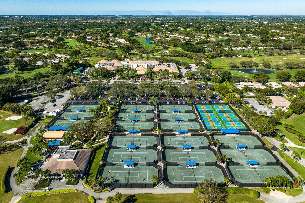 EASTGATE AT HUNTERS RUN CONDO - Residential