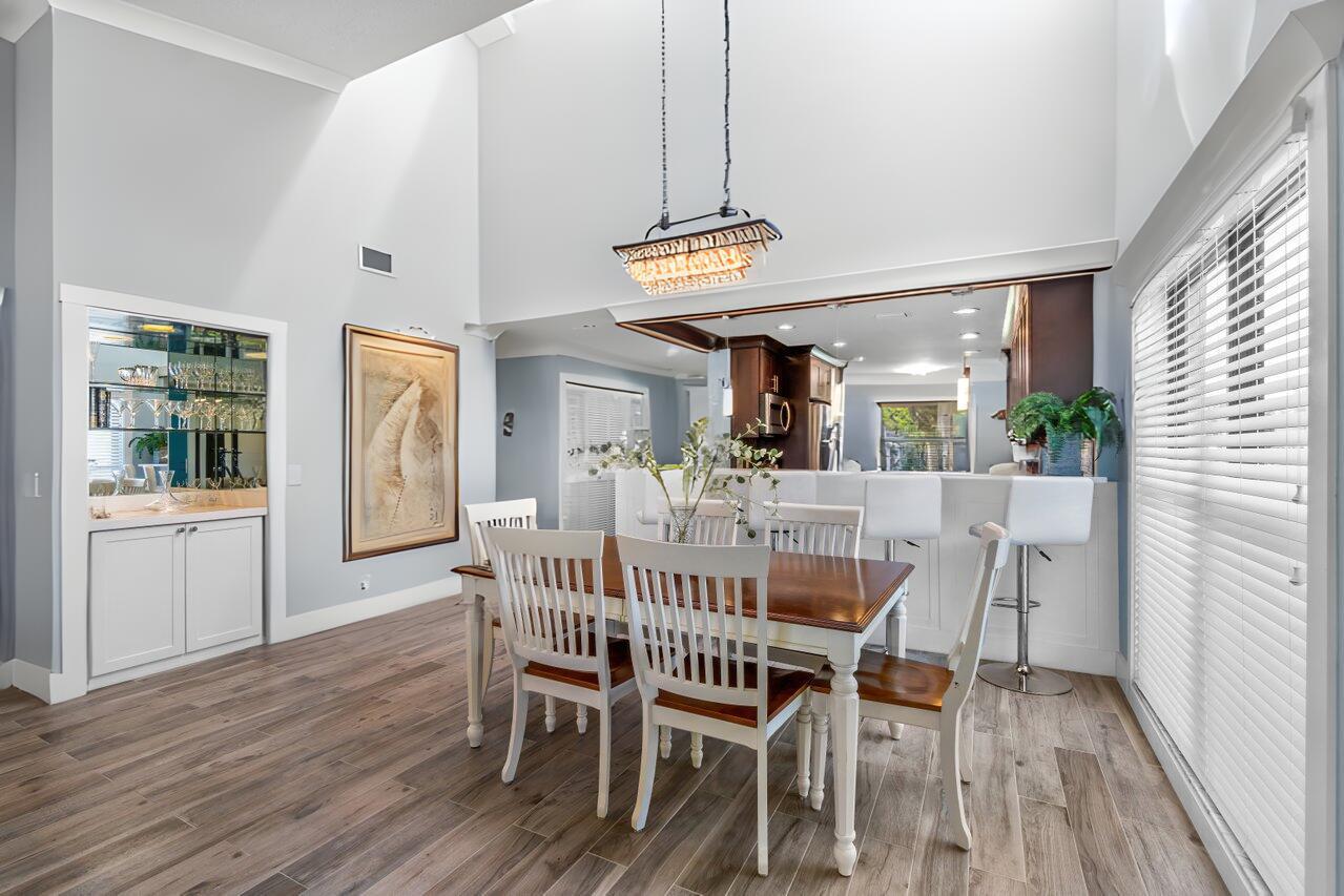 EASTGATE AT HUNTERS RUN CONDO - Residential